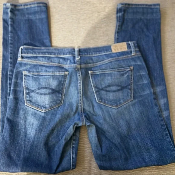 ‼️SALE ‼️🧢 Perfect Stretch Blue Straight Leg Jeans circa 2012 - Picture 5 of 9